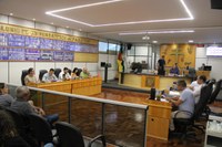 Câmara aprova contratações para a educação e R$ 100 mil para poço artesiano no interior do Município