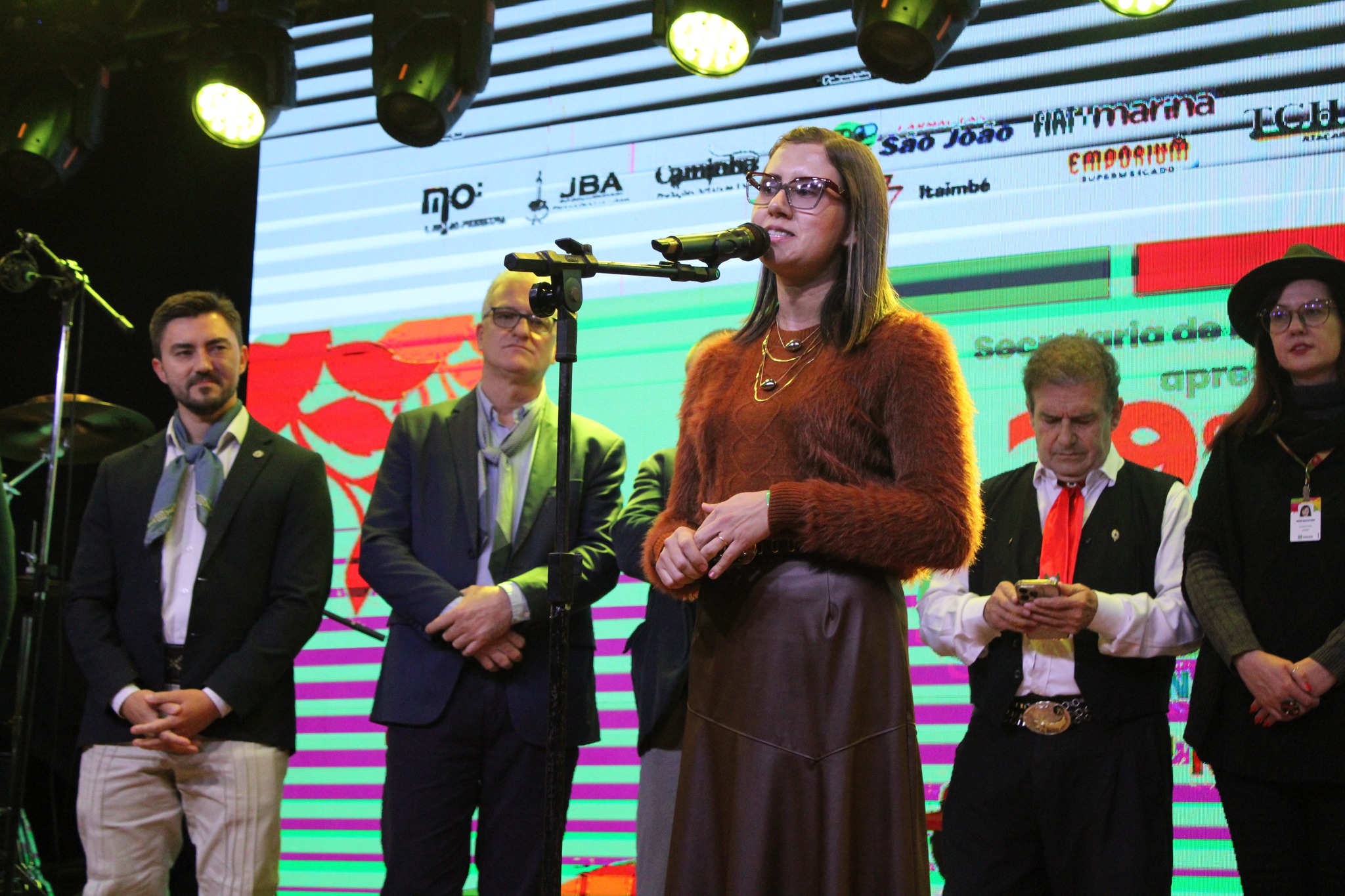 Câmara de Vereadores participa da abertura oficial do 39º Carijo da Canção Gaúcha