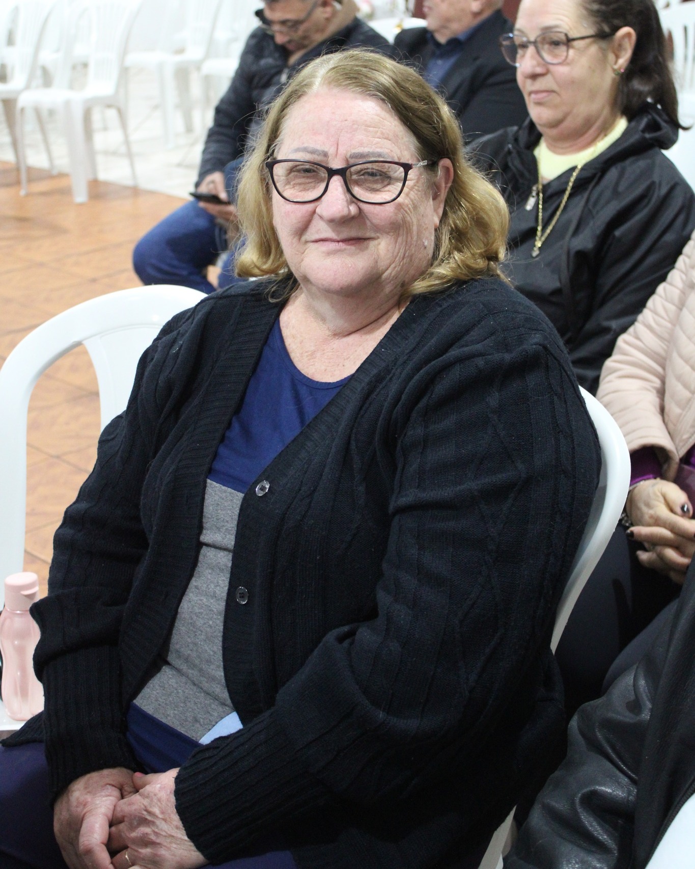 Moradora do bairro Lütz comemora realização da sessão itinerante da Câmara