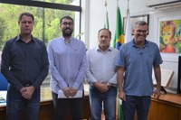 Procuradores do município fazem visita à presidência