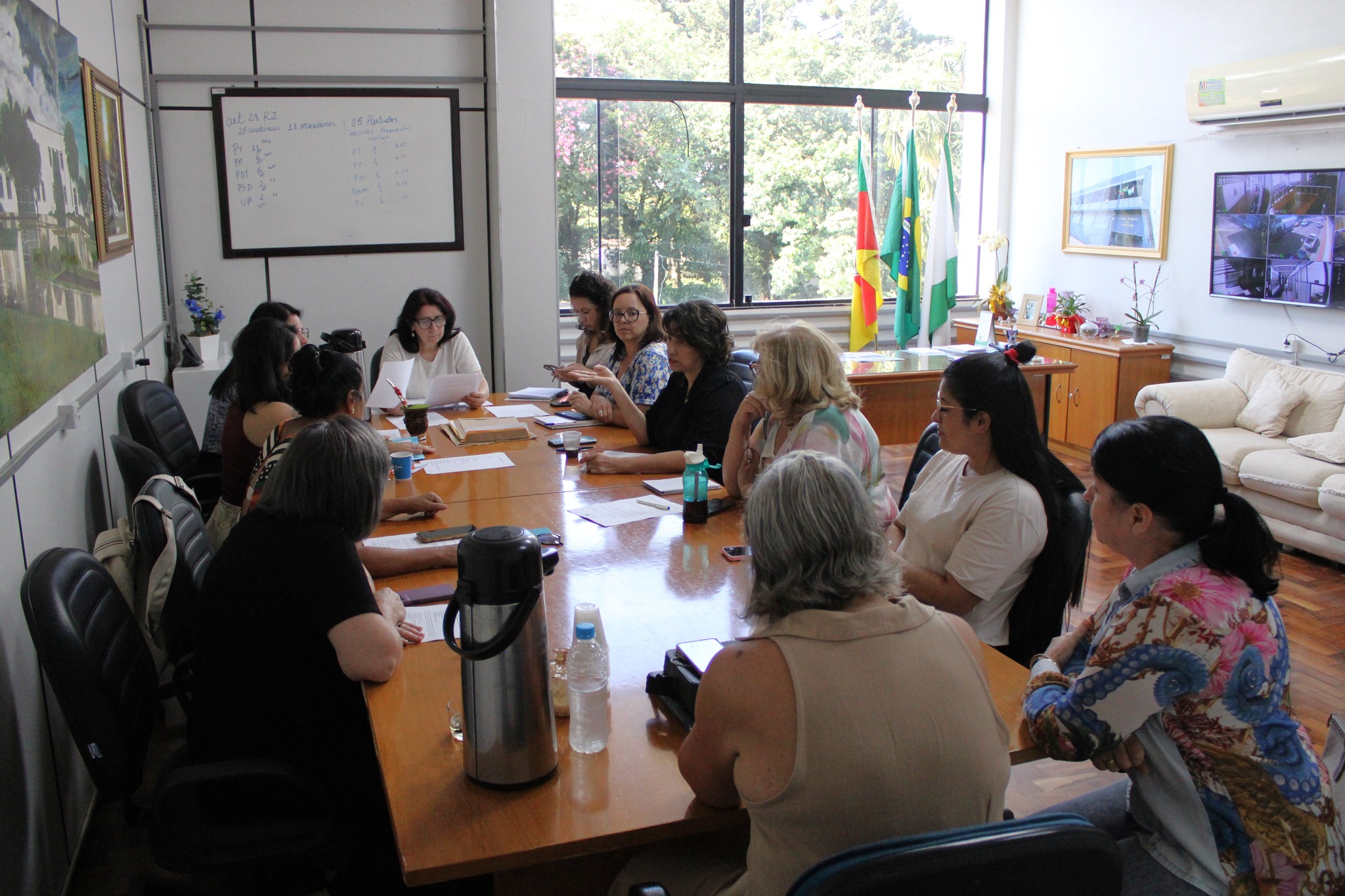 Reunião define indicadas ao Troféu Mulher Cidadã 2026