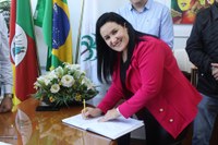 Sibele Azevedo assume Cadeira no Legislativo