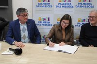 Sindimara Ribeiro assume Prefeitura e se torna a primeira mulher prefeita da história de Palmeira das Missões